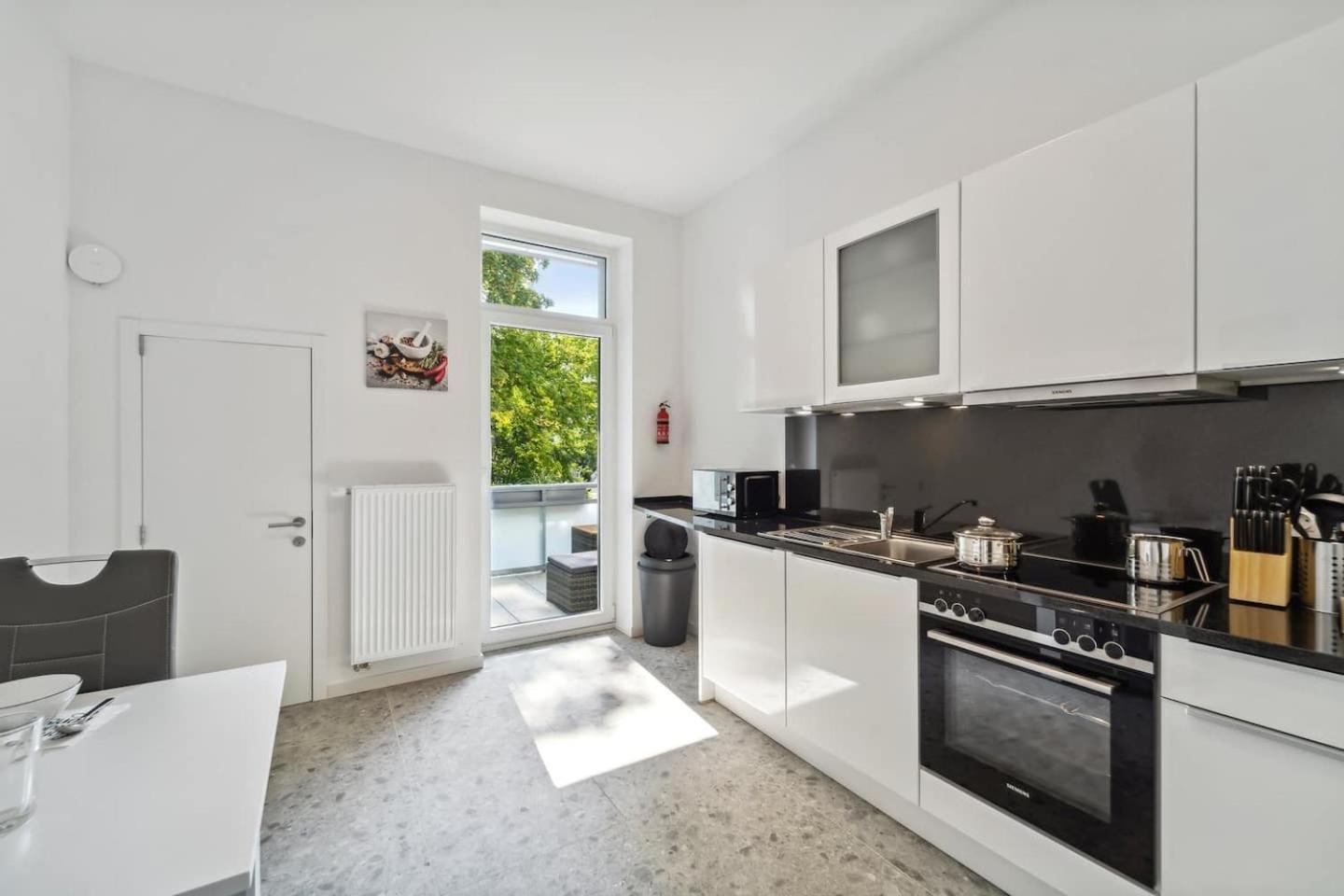 Infinity Stay Ferienapartments Rheinstrasse Wilhelmshaven Exterior photo